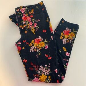 Faded pixie ankle black floral art deco patterned old navy